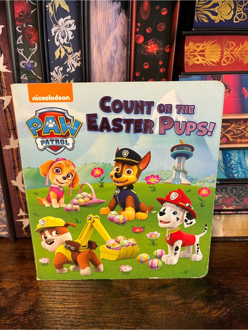 PAW Patrol Count on the Easter Pups! - Kids Board Book (Blue/Green)